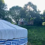 Οργανωμένο κάμπινγκ La Yourte De La Mariotte