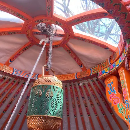 La Yourte De La Mariotte Luxury tent