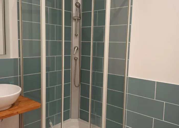 La Yourte De La Mariotte * Montredon (Lot)