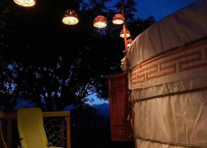 La Yourte De La Mariotte Montredon (Lot)