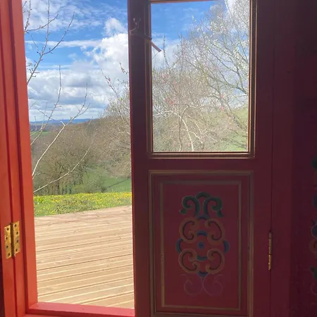 La Yourte De La Mariotte Lüks kamp alanı *