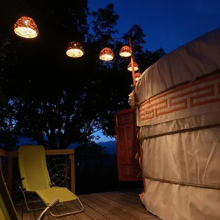 La Yourte De La Mariotte Montredon (Lot)